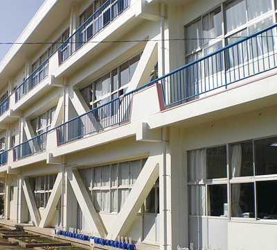 壬生町立睦小学校教室棟