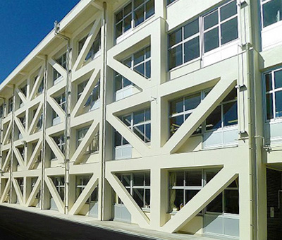 関市立緑ヶ丘中学校南舎