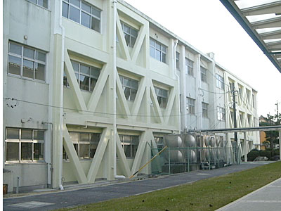 東海市立上野中学校