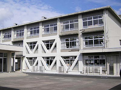 舞鶴市立余内小学校