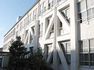 一宮市立中部中学校