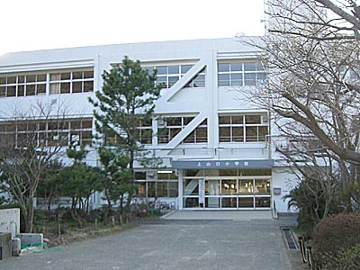 葉山町立上山口小学校