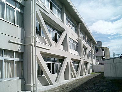 学校法人古川学園　高等学校北・南校舎