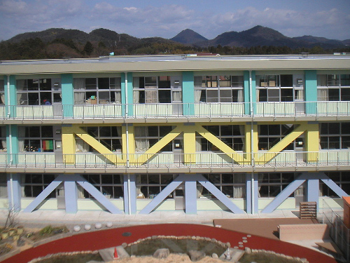 湖南市立石部南小学校