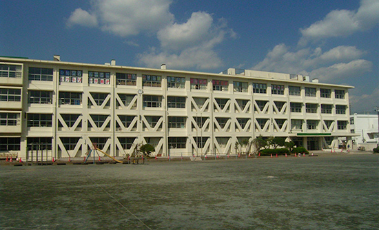 藤沢市立浜見小学校