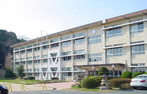 豊川市立国府小学校