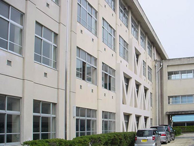 知立市立竜北中学校