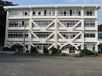 東京工業大学松風学舎南棟