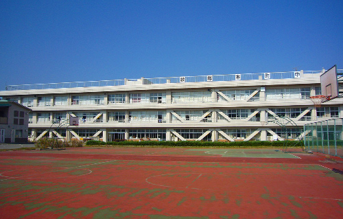太田市立藪塚本町中学校 南校舎