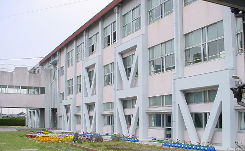 知立市立猿渡小学校