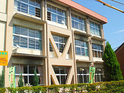 高岡市立川原小学校
