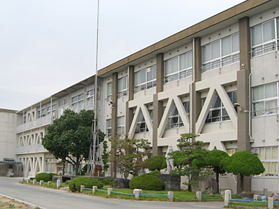 一宮市立神山小学校　南舎