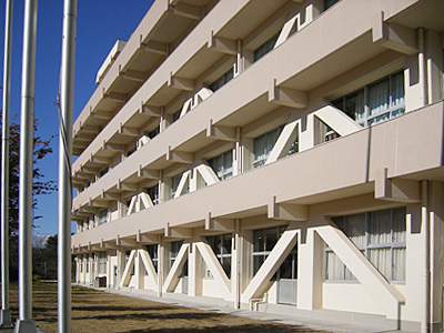 新居浜市立中萩中学校　西棟