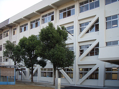 新居浜市立船木小学校