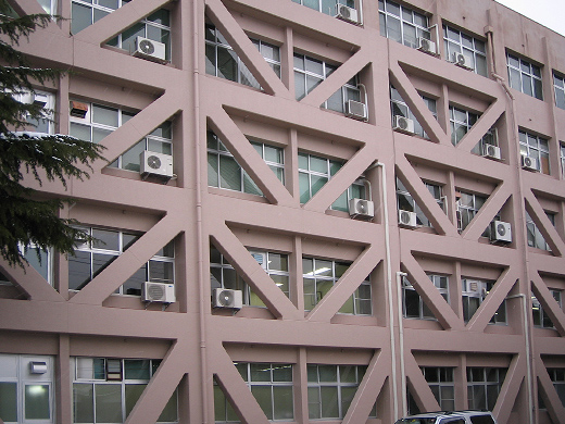 山形大学 地域教育文化学部1号館