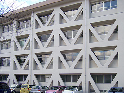広島県立呉三津田高校　24・25号棟