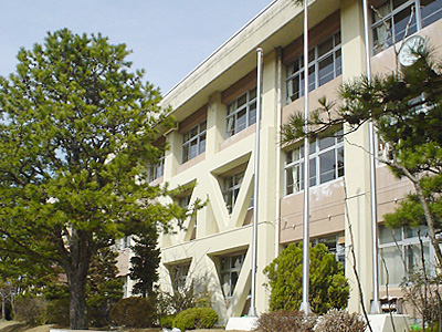 富谷町立富谷中学校