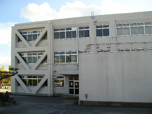 春日井市立神領小学校東館北