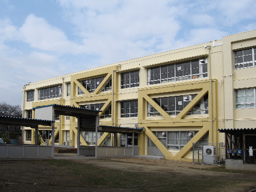春日井市立西尾小学校