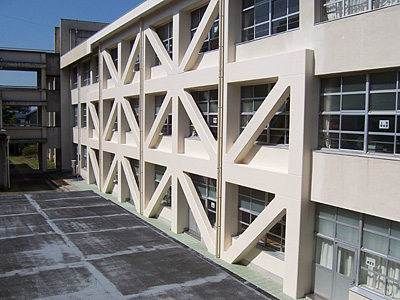 江南市立藤里小学校北校舎