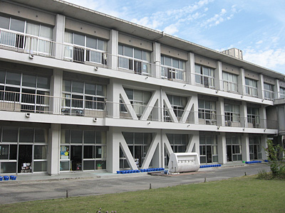 弥富市立弥生小学校