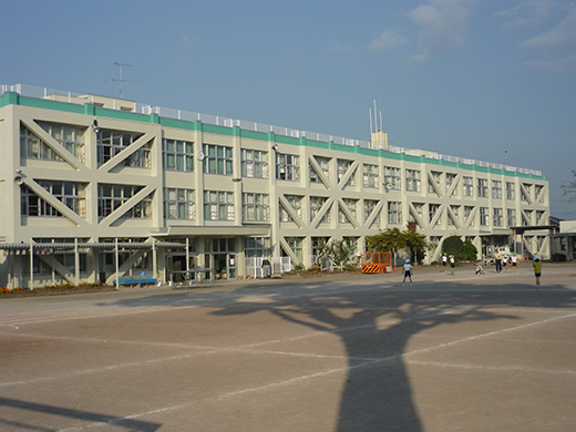 入間市立金子小学校