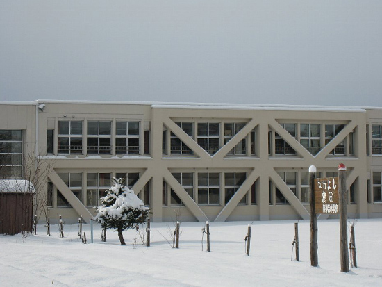 東神楽町立東神楽小学校