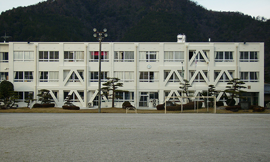 揖斐川町立北和中学校南舎