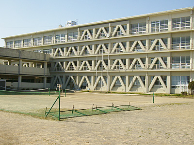大垣市立西部中学校北舎西