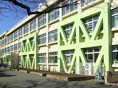 あきる野市立屋城小学校