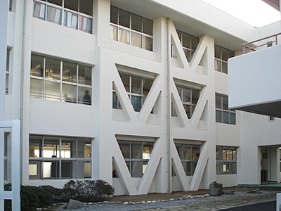 綾川町立陶小学校普通教室棟・管理棟