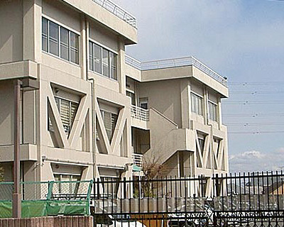 愛知県警　緑警察署本館