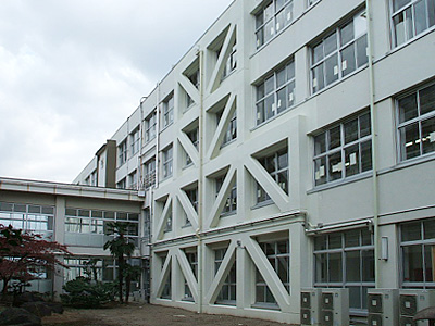 大阪府立勝山高校