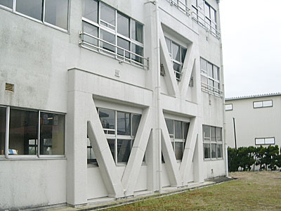 津島市立津島西小学校