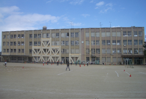 高松市立一宮小学校南棟
