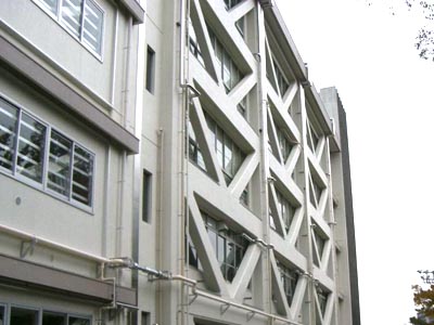 川崎市立高津高校D-1棟
