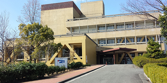 あいち産業科学技術総合センター本館