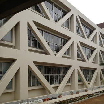 柏市立風早中学校校舎