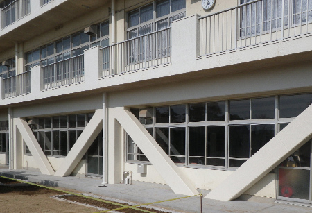 八千代市立南高津小学校校舎