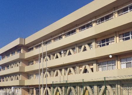 船橋市立豊富中学校校舎