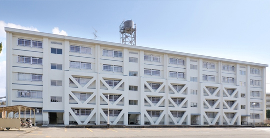 福井県営杉の木台団地2号棟