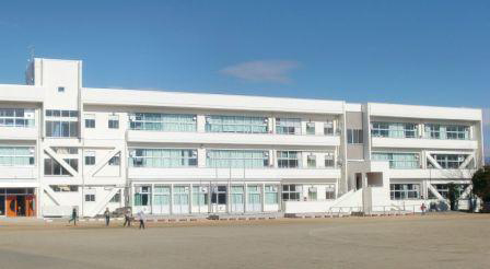 本庄市川田小学校東校舎