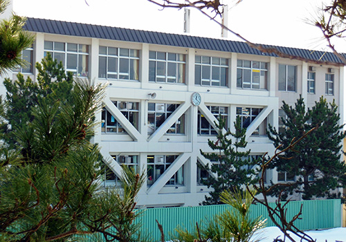 函館市立東山小学校校舎