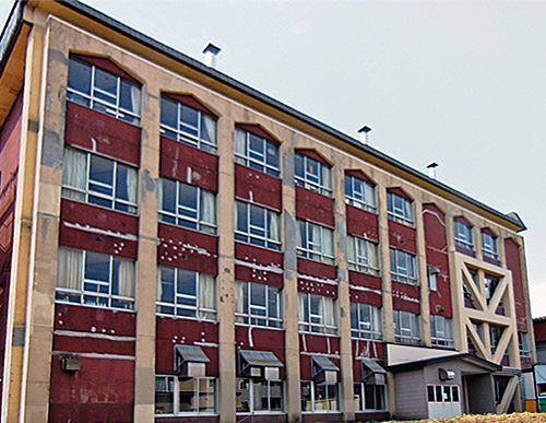 函館市立戸倉中学校校舎2