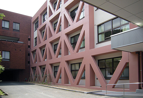 近畿大学豊岡短期大学本館校舎