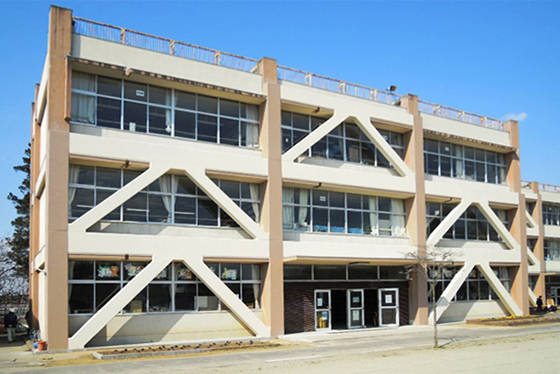 茨城町立長岡小学校校舎