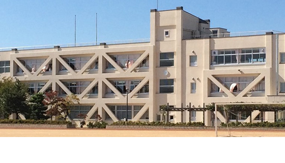 白山市立蝶屋小学校