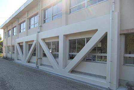 延岡市一ヶ岡小学校（５棟）