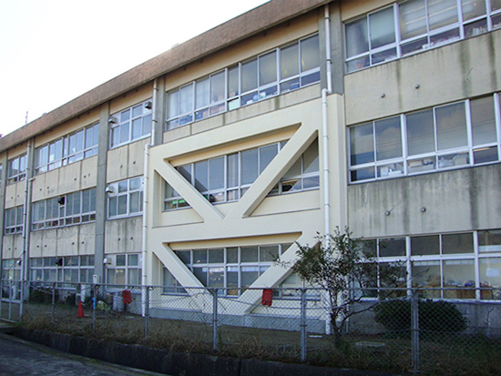 笠岡市立吉田小学校教室棟