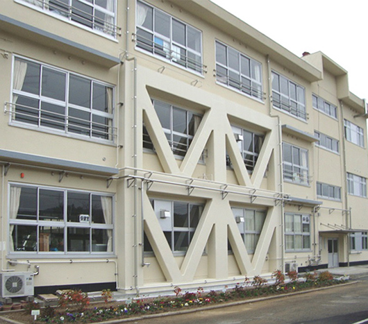 岡山市立富山小学校北・南校舎